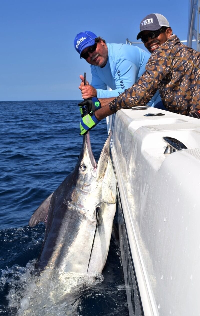 Panama fishing lodge client with catch